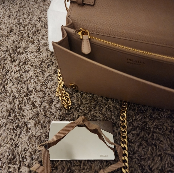 ‼️SOLD‼️Prada Crossbody Bag - Picture 4 of 10